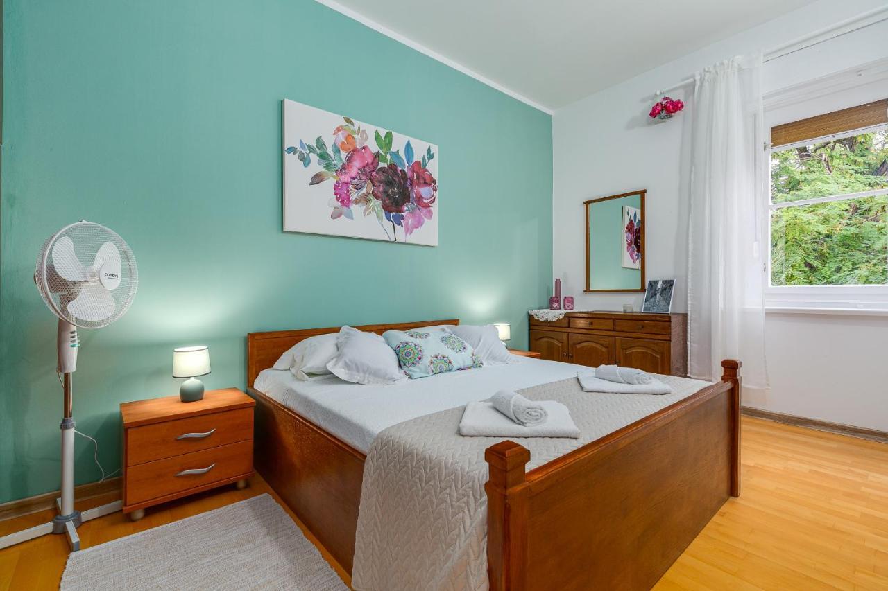 Apartment 'Olivia' Zara Esterno foto
