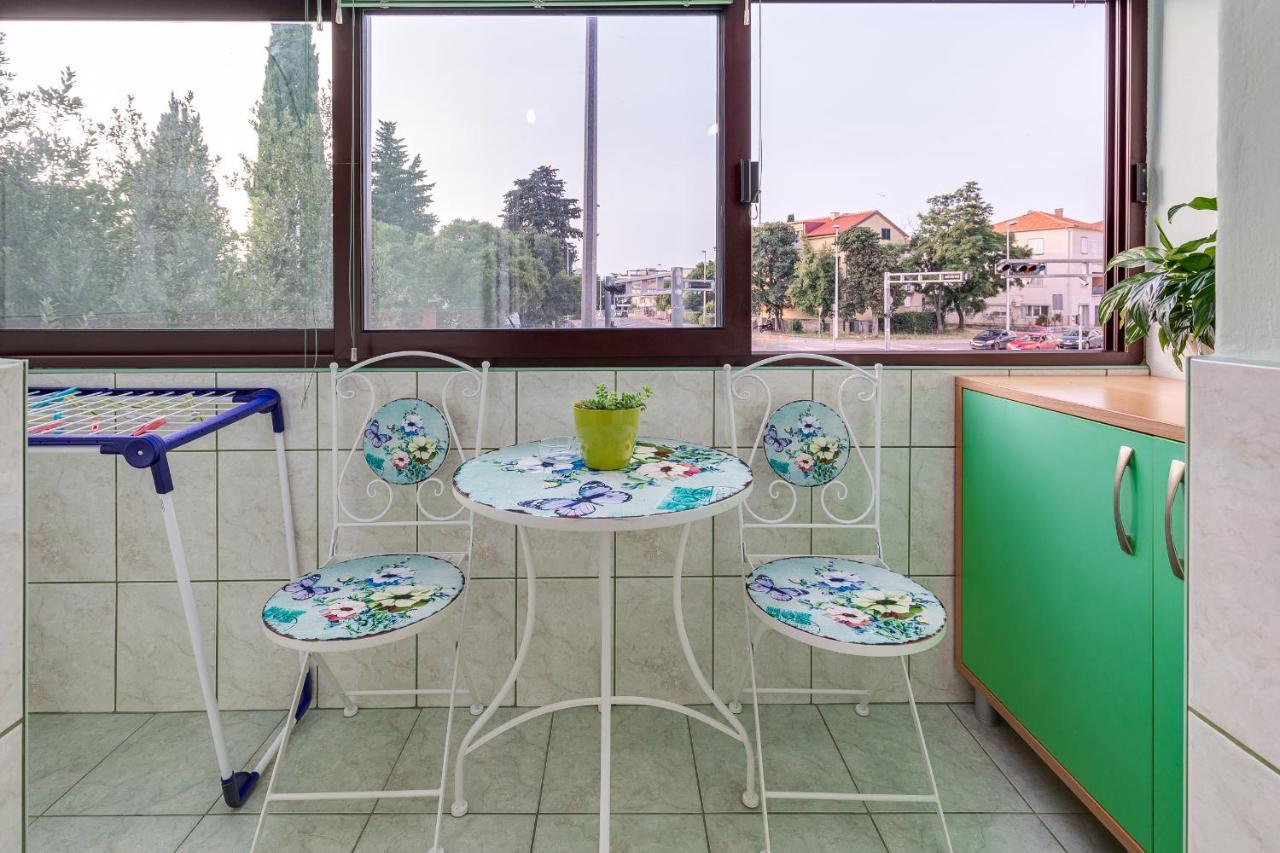 Apartment 'Olivia' Zara Esterno foto